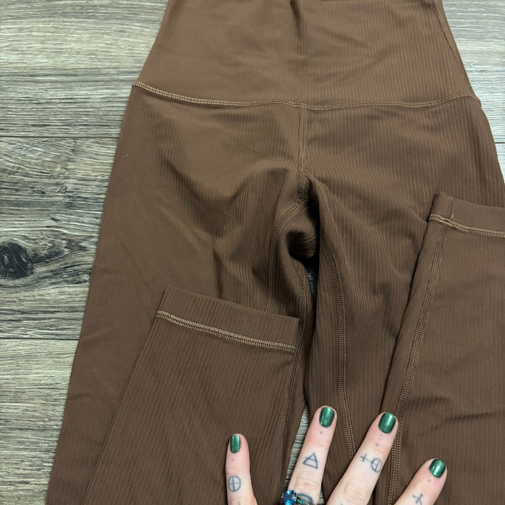 Lululemon Align Ribbed High-Rise Pant 25" (Java) Size 2 - Picture 4 of 7